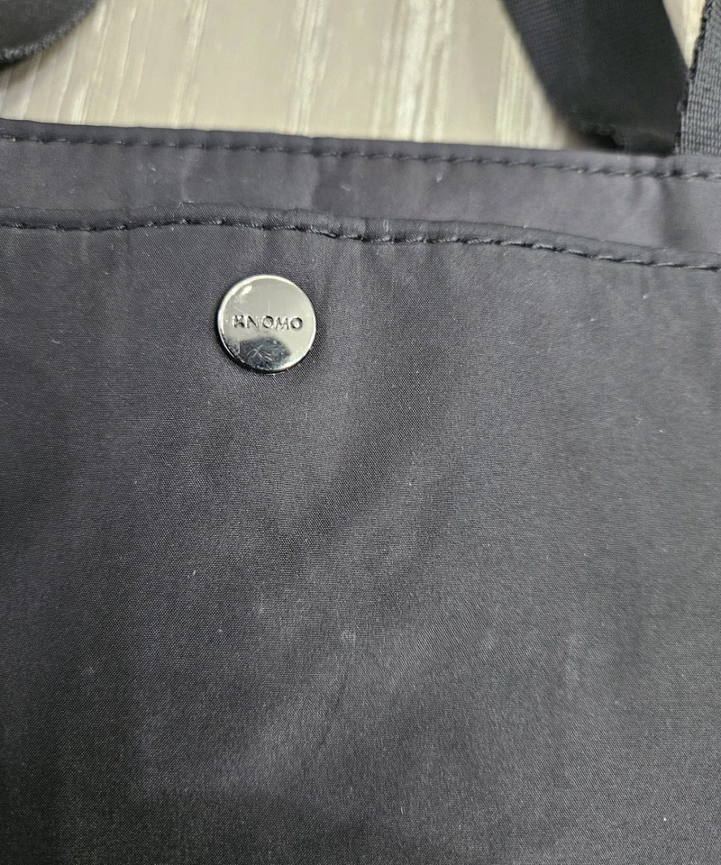 KNOMO Hanover 14" Bolso para Laptop Maletín Negro Plateado Nylon RFID Resistente al Agua. Foto 3 de 4