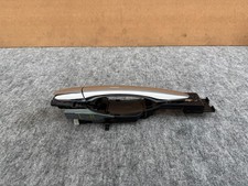 Porte arrière et accessoires Infiniti QX56