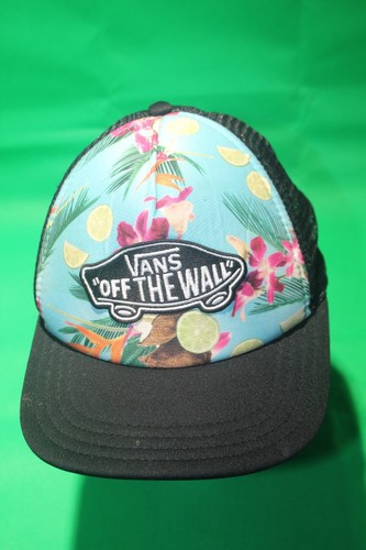 Vintage VANS OFF THE WALL FLORAL HAWAII SNAPBACK T