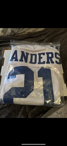 Deion Sanders Signed Jersey. Dallas Cowboys Beckett Witness Authenticated.