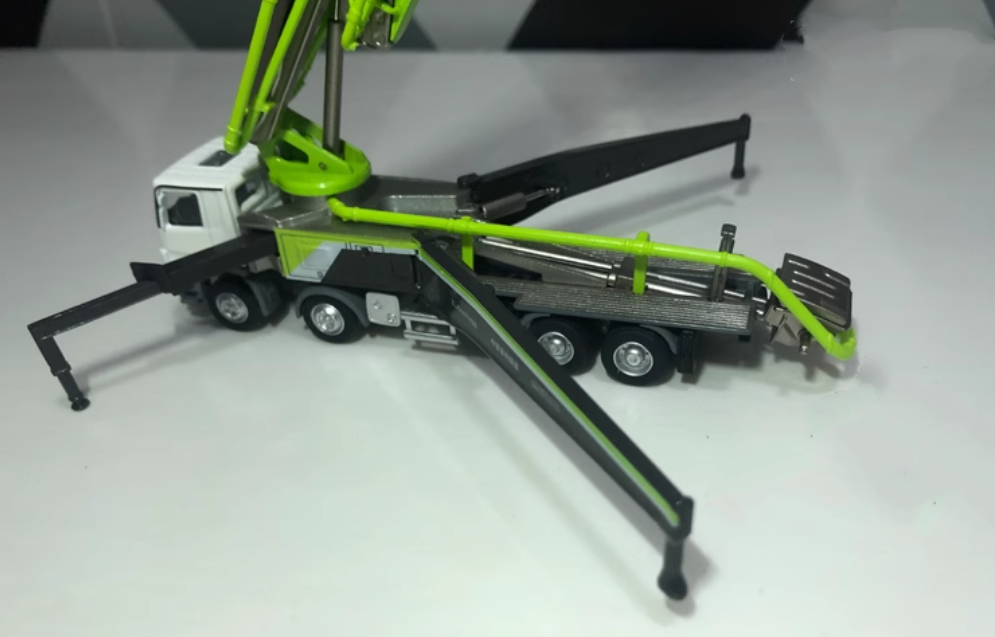 むりん 1:100 ZOOMLION ZLJ5440 THBBE 56X-6RZ Concrete Pump Truck