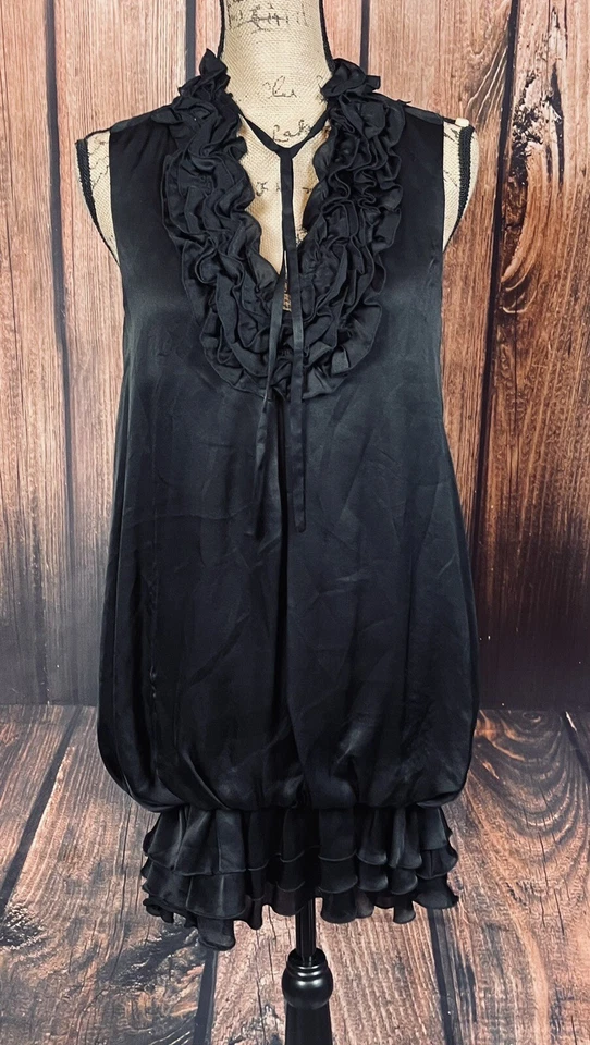 MINIVESTIDO BE PARA MUJER SIN MANGAS NEGRO SEDOSO CON VOLANTES 100% SEDA BE Foto 2 de 4