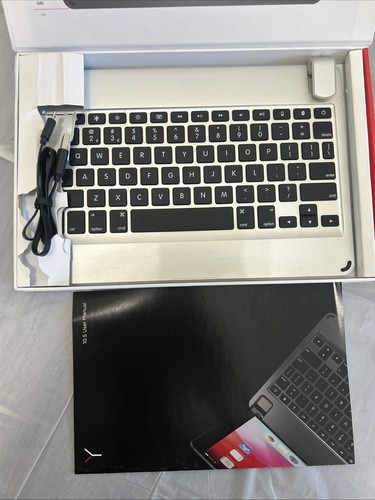 Brydge BRY8002-B Wireless Keyboard for iPad Pro 10.5-inch & iPad Air (2019) - Picture 4 of 10