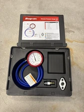 NEW Snap-on Tools  EEPV511 Vacuum Fuel Pressure Gauge Tester Set in Case