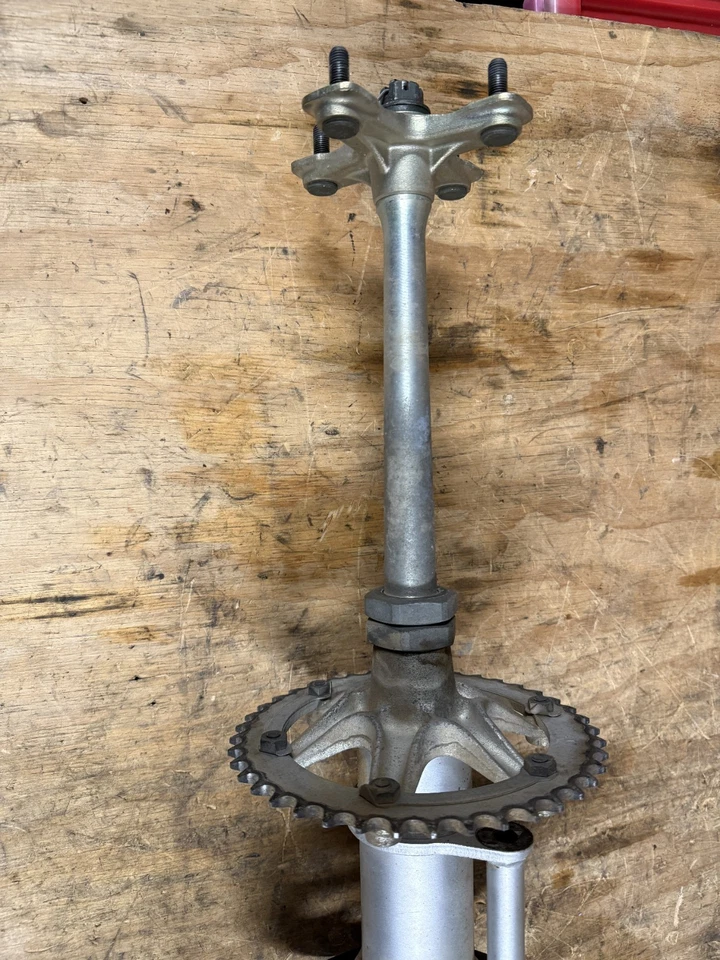 87-06 YAMAHA BANSHEE OEM AXLE - Image 2 of 4