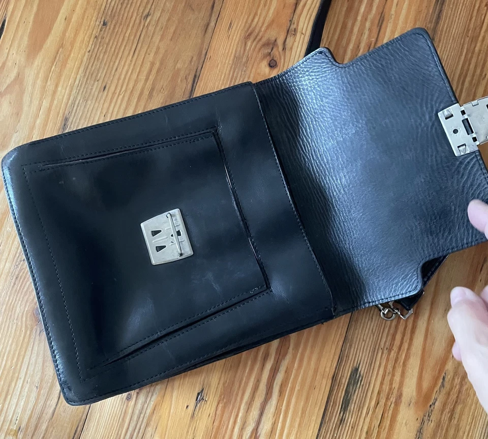 Vintage Men's Black Leather Crossbody Envelope Messenger Briefcase Bag Patinated - Image 3 of 4