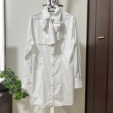 CHANEL White Bowtie Blouse Long Sleeve Size 36 Excellent Condition