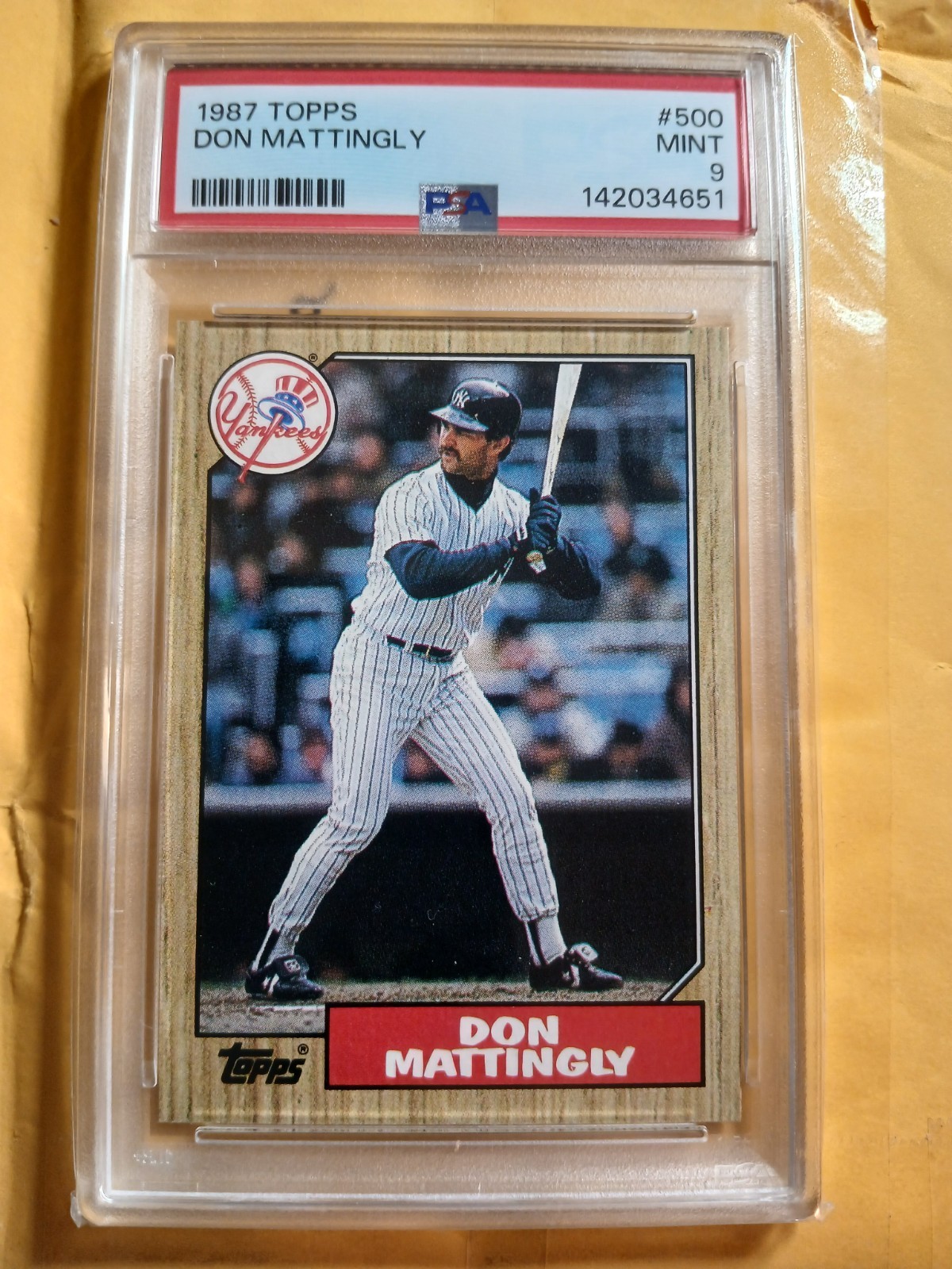 1987 Topps - Don Mattingly #500 PSA 9