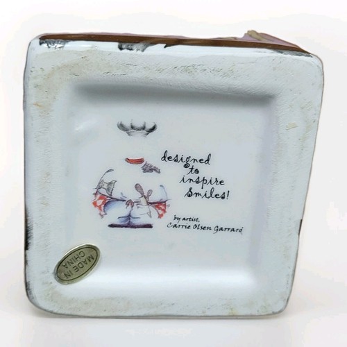 Chef Shaped Ceramic Corked Decanter Hand Painted By Carrie Olsen Garrard  - 第 6/11 張圖片