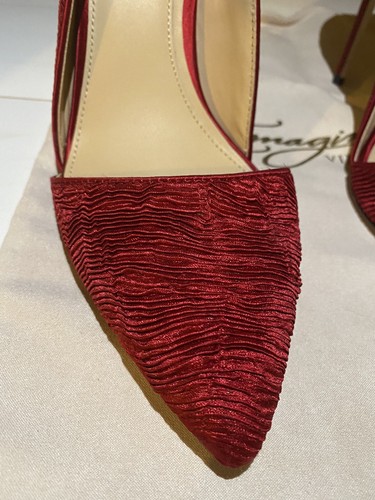 Imagine Vince Camuto Ossie Bordeax Pump 