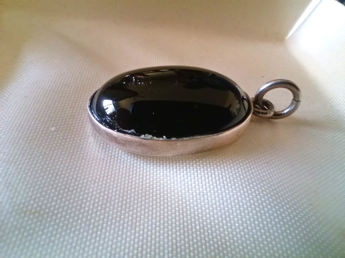 TAXCO  Vintage  DESIGNER    STERLING  SILVER   "ONYX"   PENDANT View 2