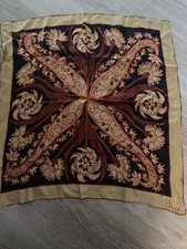 VERA Scarf Vintage rolled Edge Square