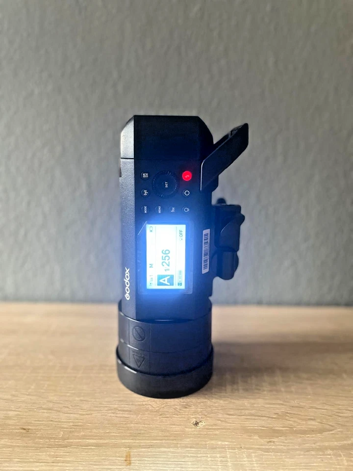 Blitzgerät Godox AD400 Pro All-in-One Outdoor Flash 400W TTL 1/8000 HSS LED - Bild 3 von 4