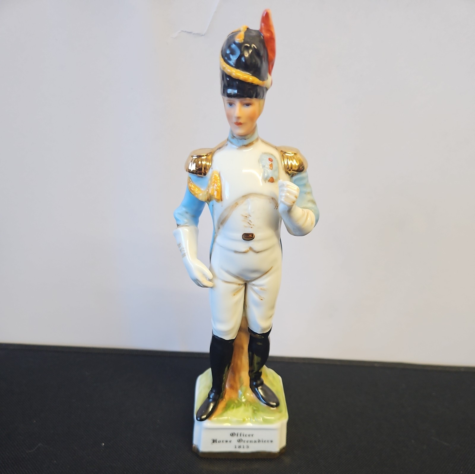 Alfretto Porcelain Collectors Series Officer Horse Grenadiers 1815 Figurine [1]
