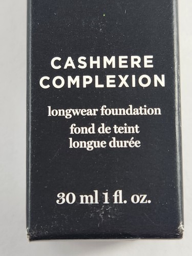 AVON Cashmere Complexion Longwear Foundation MERINGUE 1fl oz NIB - Picture 4 of 4
