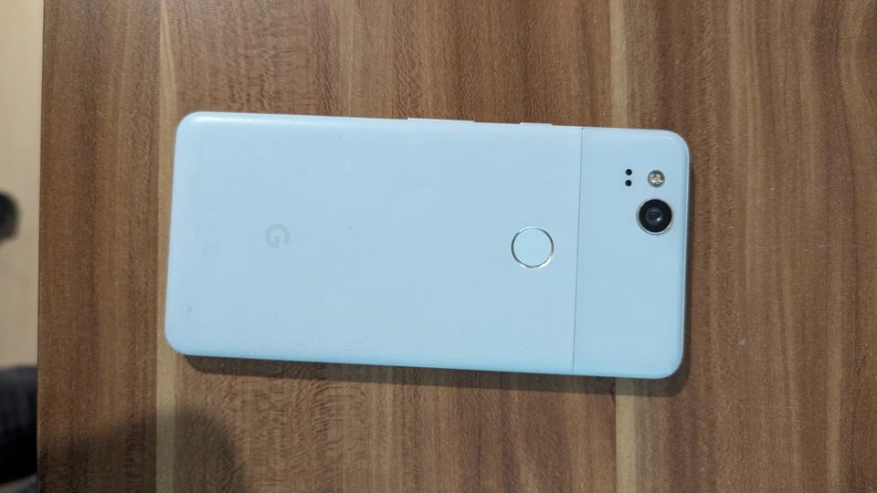 Google Pixel 2 64GB Weiß ohne Simlock - Bild 3 von 4
