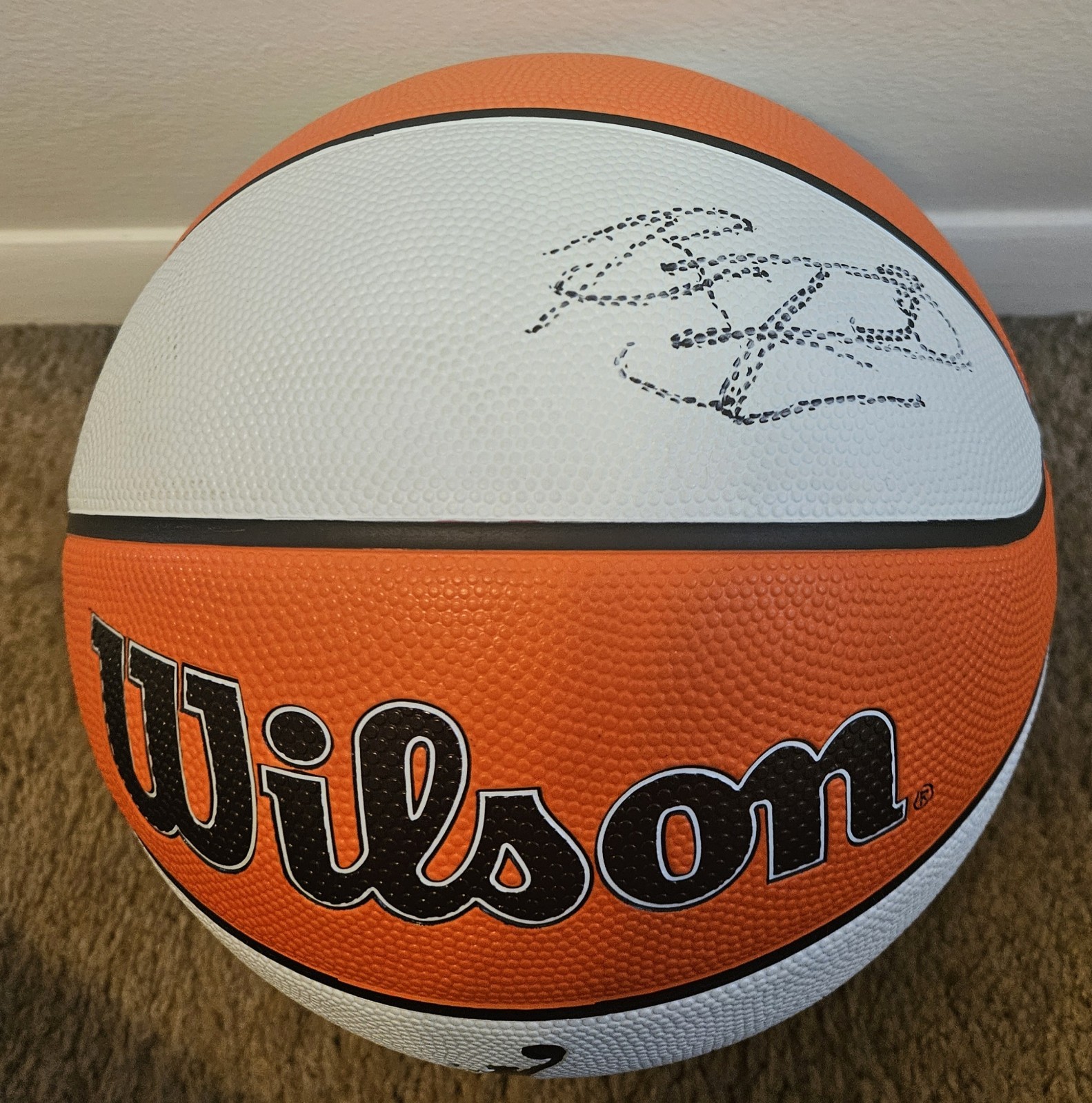 Breanna Stewart Signed Autographed Official Wilson WNBA Basketball PSA Certified