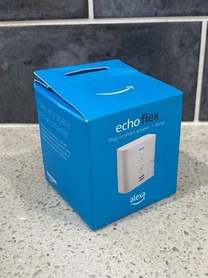 Amazon Echo Flex Plug In Smart Lautsprecher mit Alexa Brandneu in geöffneter Verpackung