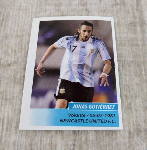2011 Panini Fútbol Argentino Sticker Jonas Gutierrez #386 Newcastle United - Picture 3 of 4