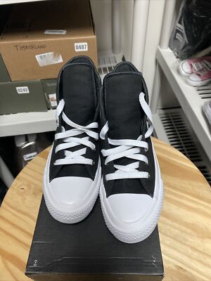 chuck taylor 2 black