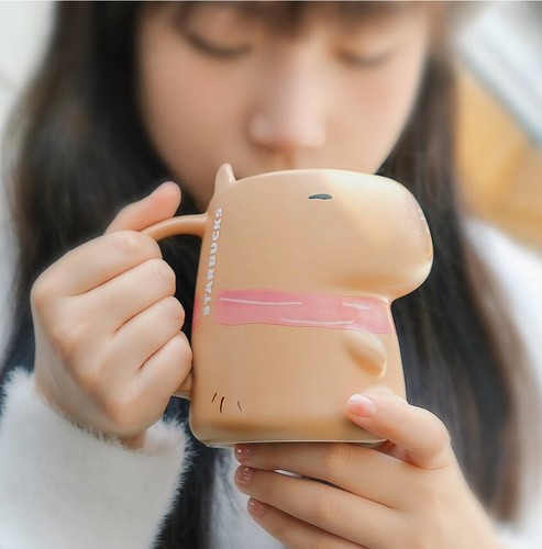 Starbucks 2023 China Weihnachten süß Capybara braun 12oz Becher - Bild 7 von 7