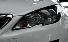 Left Headlamp for Peugeot 308 mk2 2014-2018 (Takes H7 / HB3 Bulbs Black Bezel)