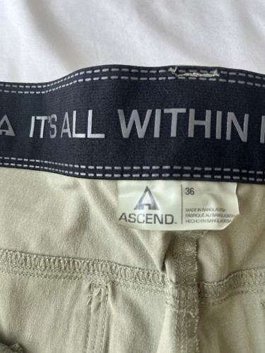 Ascend Adventure On Shorts Men's Size 36 Green Lightweight Stretch - Picture 5 of 5
