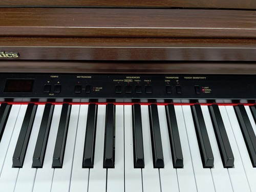 TECHNICS SX-PX552 DIGITAL PIANO IN MAHOGANY stock number 25200 - Picture 16 of 20