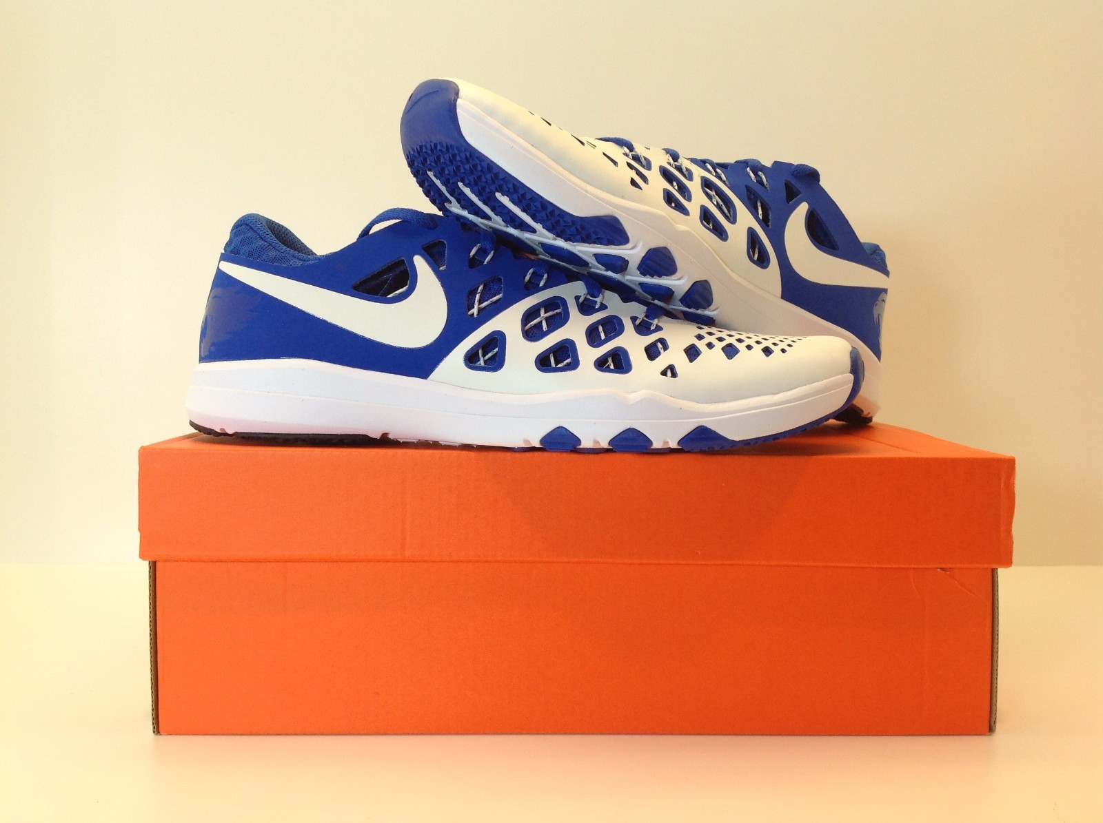Nike Nike Nike geschwindigkeit 4 amp männer größe 8 - 12 royal / weiße new in box 844102 411 68dfd7 Nike Nike Nike geschwindigkeit 4 amp männer größe 8 - 12 royal / weiße new in box 844102 411 68dfd7
