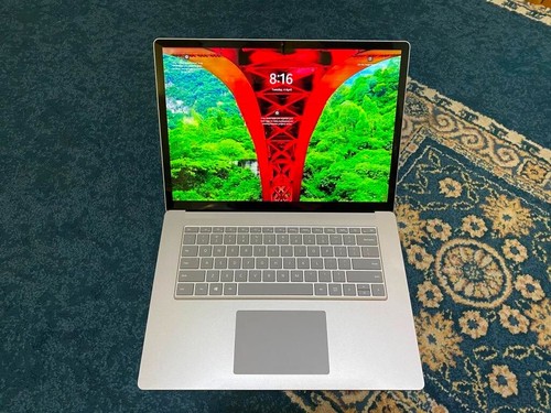 Microsoft Surface Laptop 4 (15-inch ~ AMD Ryzen 7@2.00GHz ~ 16G RAM ~ 512GB SSD)