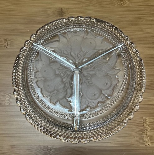 VINTAGE ELEGANT GLASS CRYSTAL DIVIDED 8.5” ROUND SERVING CANDY DISH - Picture 7 of 8