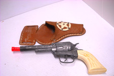 Vintage Pony Boy Toy Cap Gun With Star Holster