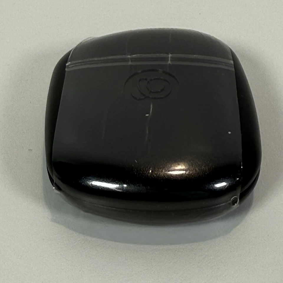 Beauticontrol Perfecting Wet/Dry Finish Foundation Y2 12543 Size .5 oz/ 14 g New - Image 3 of 4