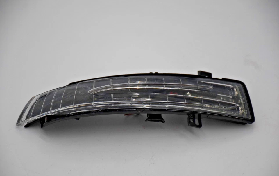 Mercedes-Benz C197 R197 SLS Freccia specchietto retrovisore esterno destro A1978200421 - Immagine 4 di 4