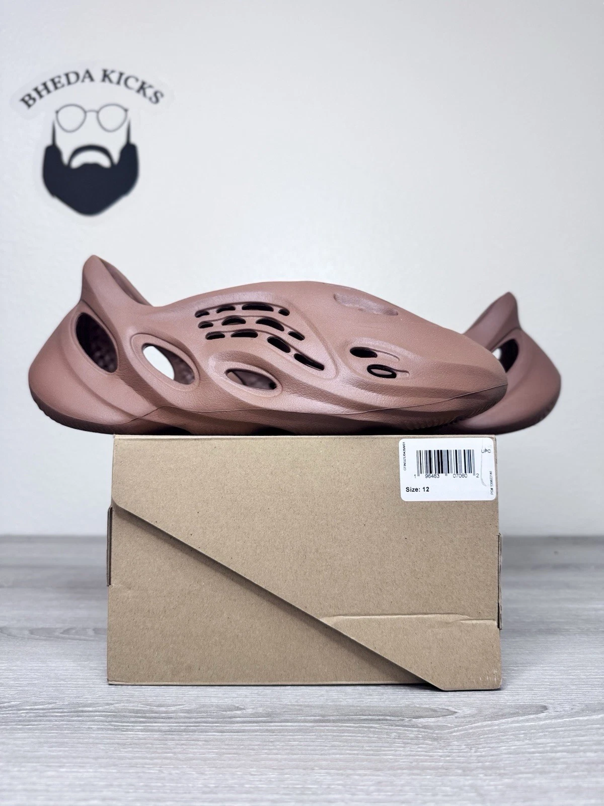 Taglia 12 Adidas Yeezy Foam Runner rosso argilla YZY FOAM RNR HP5335 usate