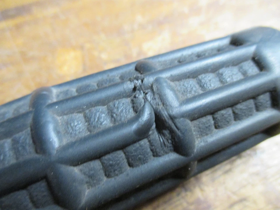 Empuñaduras de manillar de moto de nieve vintage 72 moto esquí Capri 399 400 Foto 2 de 4