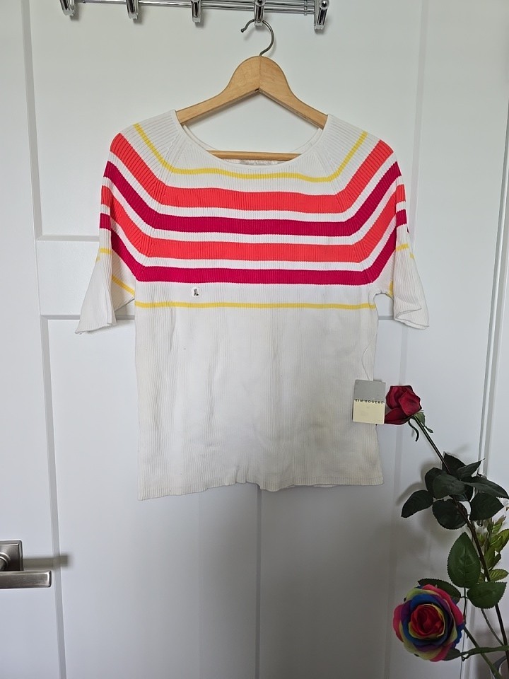 Kim Rodgers Women's  XL Striped Knit Top Short Sleeve Red Orange Yellow White.