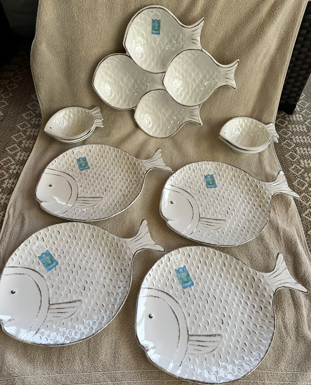 Sigrid Olsen Large Melamine Fish Shaped Dinner Plates, Divided Tray