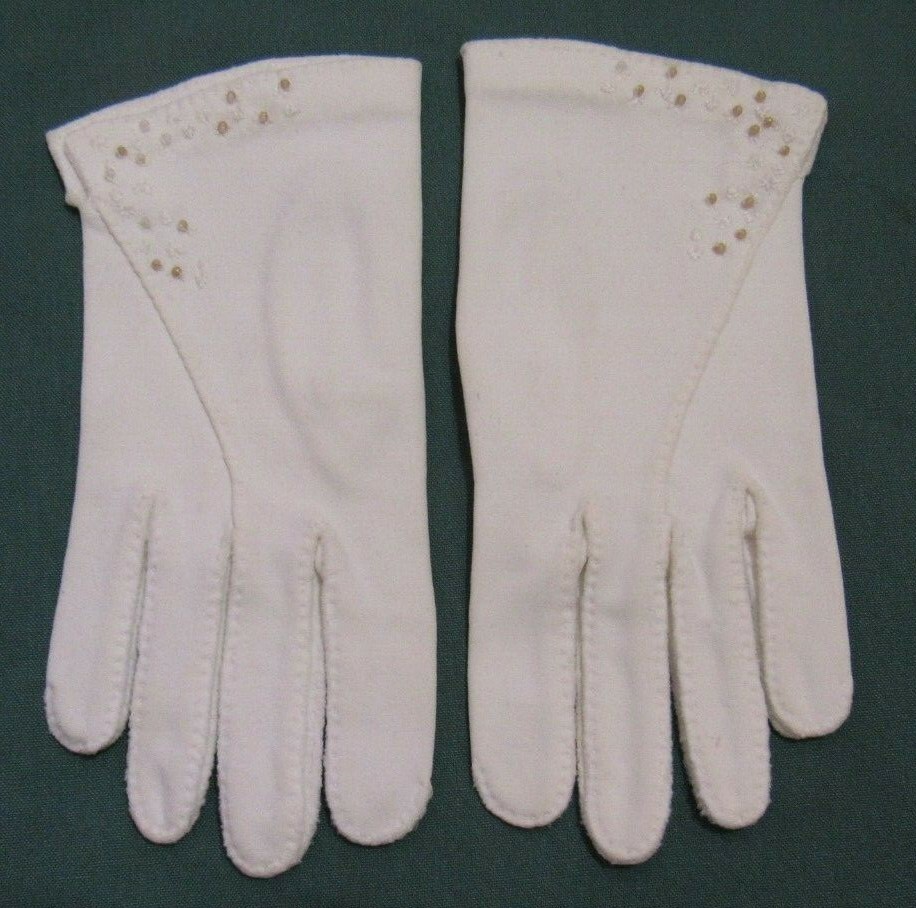 Vintage CRESCENDOE White 