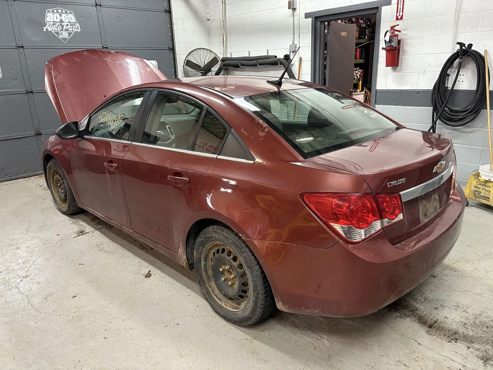 Used Front Right Door Window Regulator Front fits: 2012 Chevrolet Cruze Front Ri Foto 3 de 4