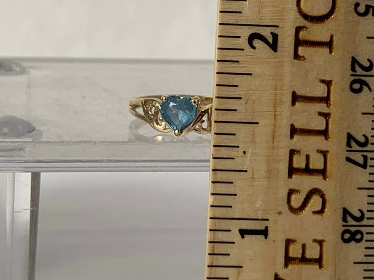 10K Yellow Gold Baby Blue Stone Heart Ring 1.22g Jewelry Sz 10K Yellow Gold Baby Blue Stone Heart Ring 1.22g Jewelry Sz