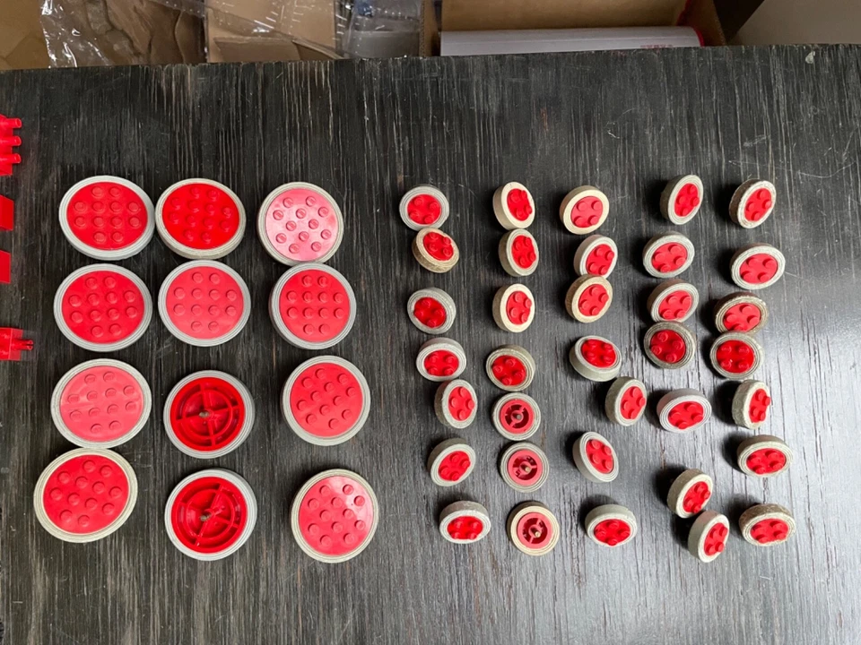 LEGO Reifen Räder, Achsen, 70 Paare + 85 Einzel, versch. Grössen, über 200 Teile - Bild 4 von 4