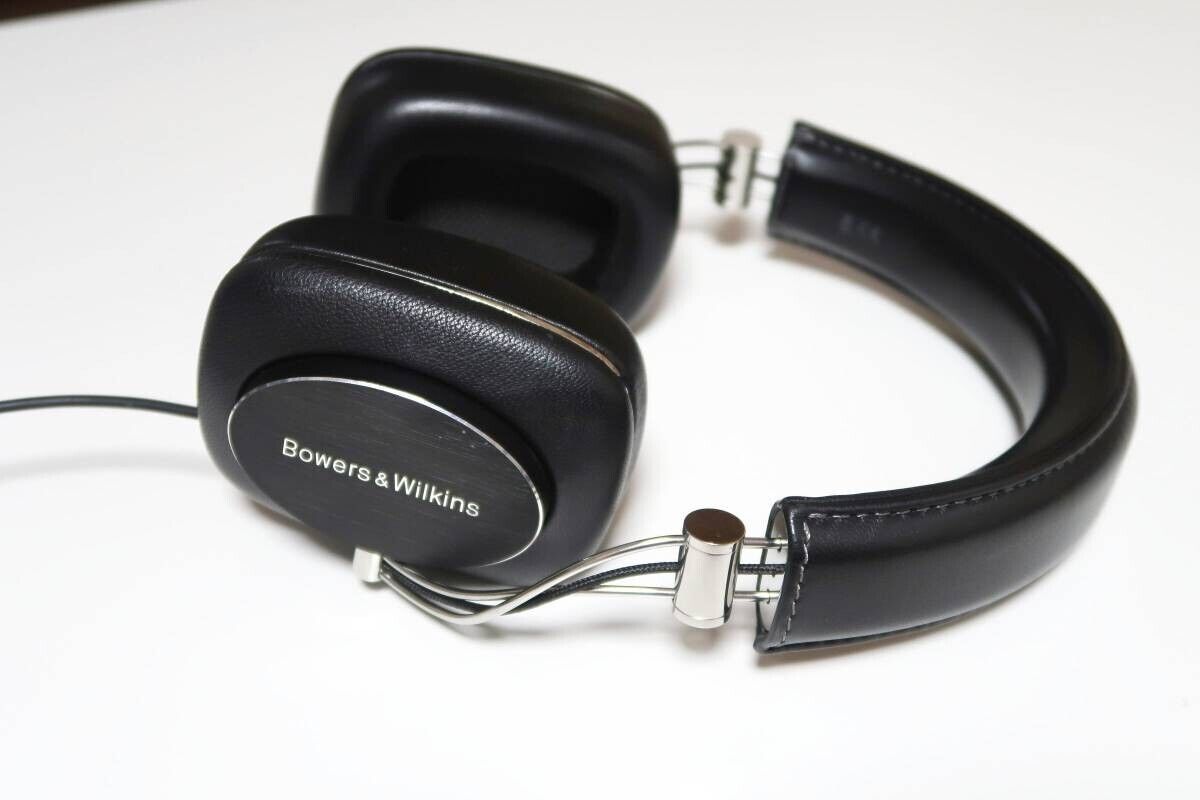 Bowers & Wilkins P7 Wired Head Band Over Ear Noise Isolation Bowers & Wilkins P7 Wired Head Band Over Ear Noise Isolation