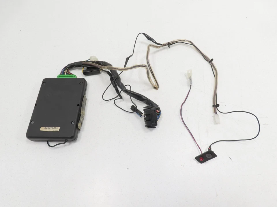 99 BMW Z3 E36 2,5 L #1302 módulo y cableado, alarma de control sin llave OEM 82111496925 Foto 4 de 4