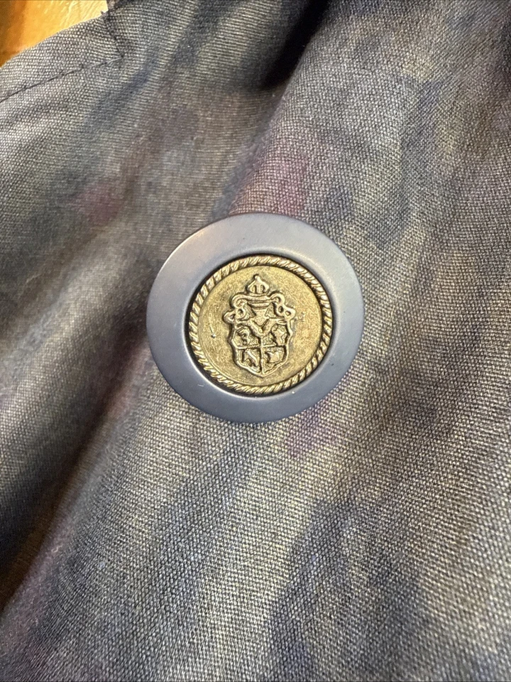 Vintage  Women’s size 4 Petite London Fog Trench Coat Blue Purple Floral Jacket - Image 4 of 4