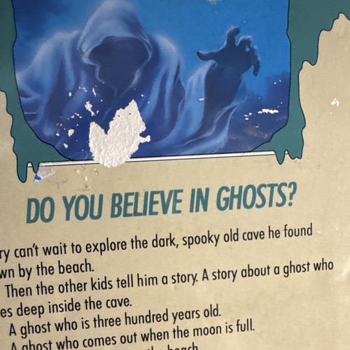 Ghost Beach #22 Goosebumps R.L. Stine, 1994 Paperback Book Scholastic - Picture 9 of 11