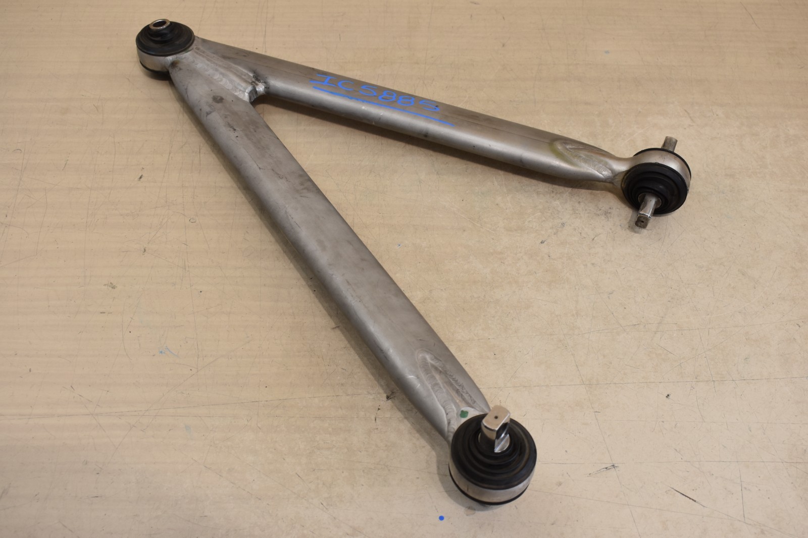 04-06 PORSCHE CARRERA GT REAR SUSPENSION LOWER CONTROL TRACK ARM OEM 98033104101