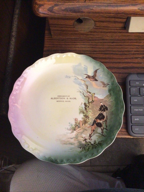 9” MORRIS MINNESOTA ADVERTISING PLATE ALBERTSON  & MJOB . MN MINN 1900’s DOG 