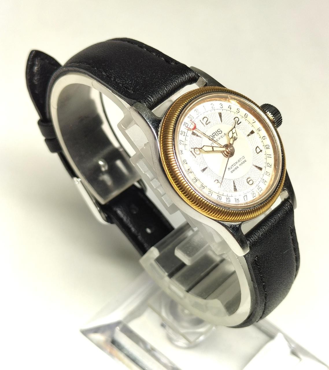 ORIS 584 Pointer Date - image 3