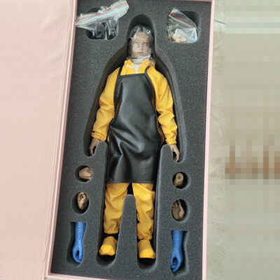 Breaking Bad Jesse Pinkman フィギュア　レア Amazon.com: Mezco Breaking Bad Jesse Pinkman PX Exclusive Blue